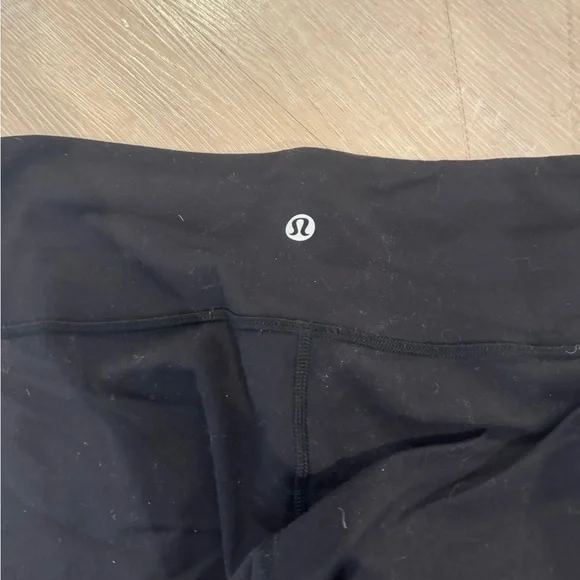 Lululemon Wunder Under Black Leggings - Picture 2 of 4